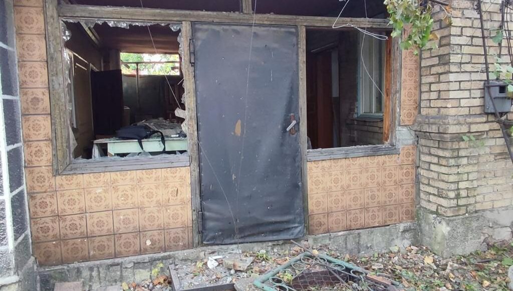 Военные рф обстреляли Торецк из артиллерии, разрушили 4 частных дома, — полиция