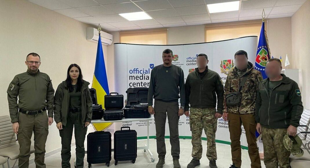 Луганская ОВА передала четыре мощных дрона украинским военным