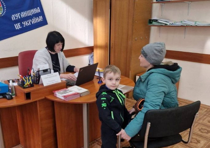 Понад 2 000 переселенців з Луганщини отримали допомогу в Ужгороді