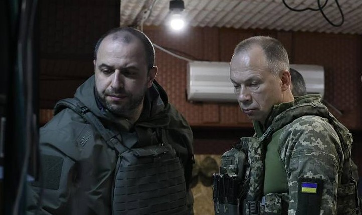 Сирський та Умєров відвідали підрозділи на сході України: фото