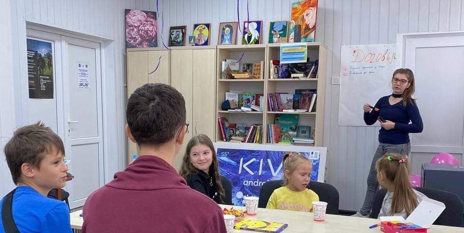 Во Франковском хабе открыли учебное пространство для детей-переселенцев с Луганщины