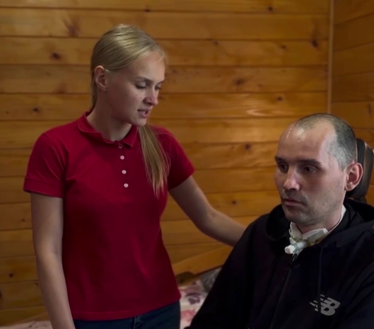 В Азове рассказали о реабилитации тяжелораненного бойца в Донецкой области (видео)