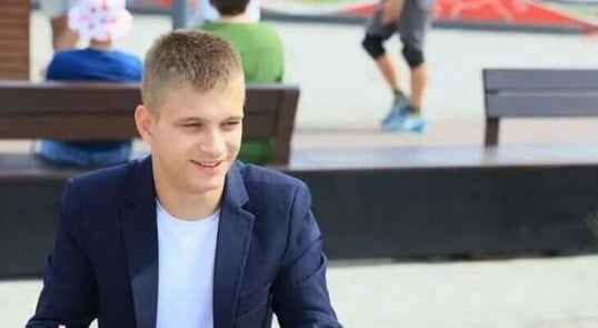 Похищенный из Мариуполя подросток, которому вручили повестку в войска рф, выехал из рф, — Андрющенко