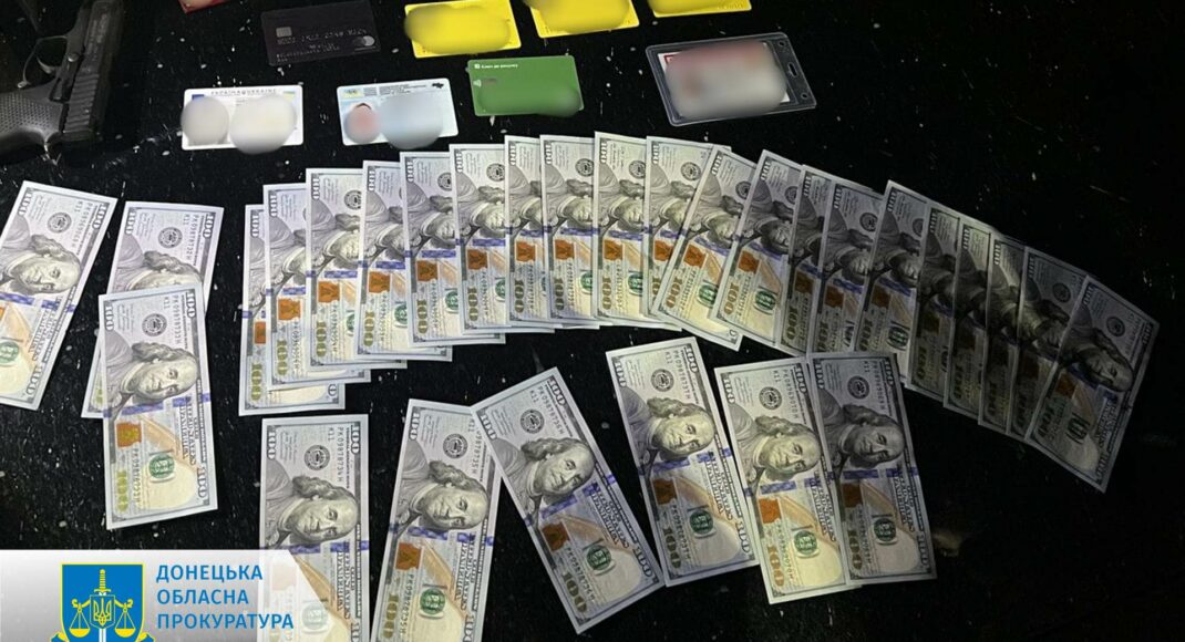На Донеччині правоохоронці викрили бордель із "касою" до 900 тисяч гривень (фото)