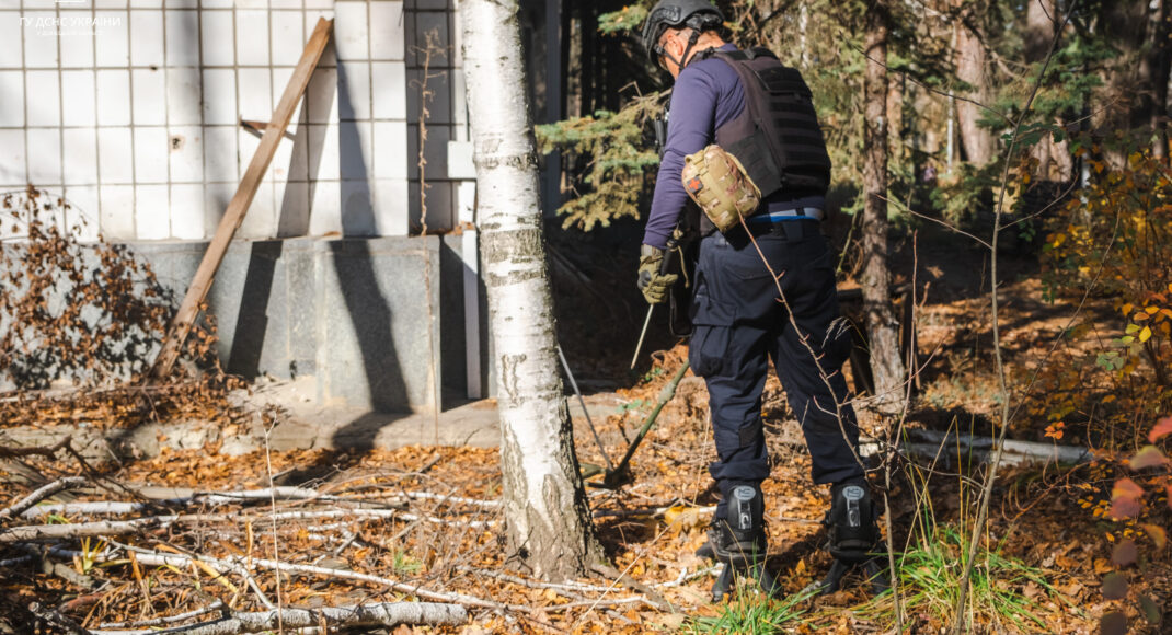 На Донеччині за добу піротехніки знайшли понад 500 вибухонебезпечних предметів