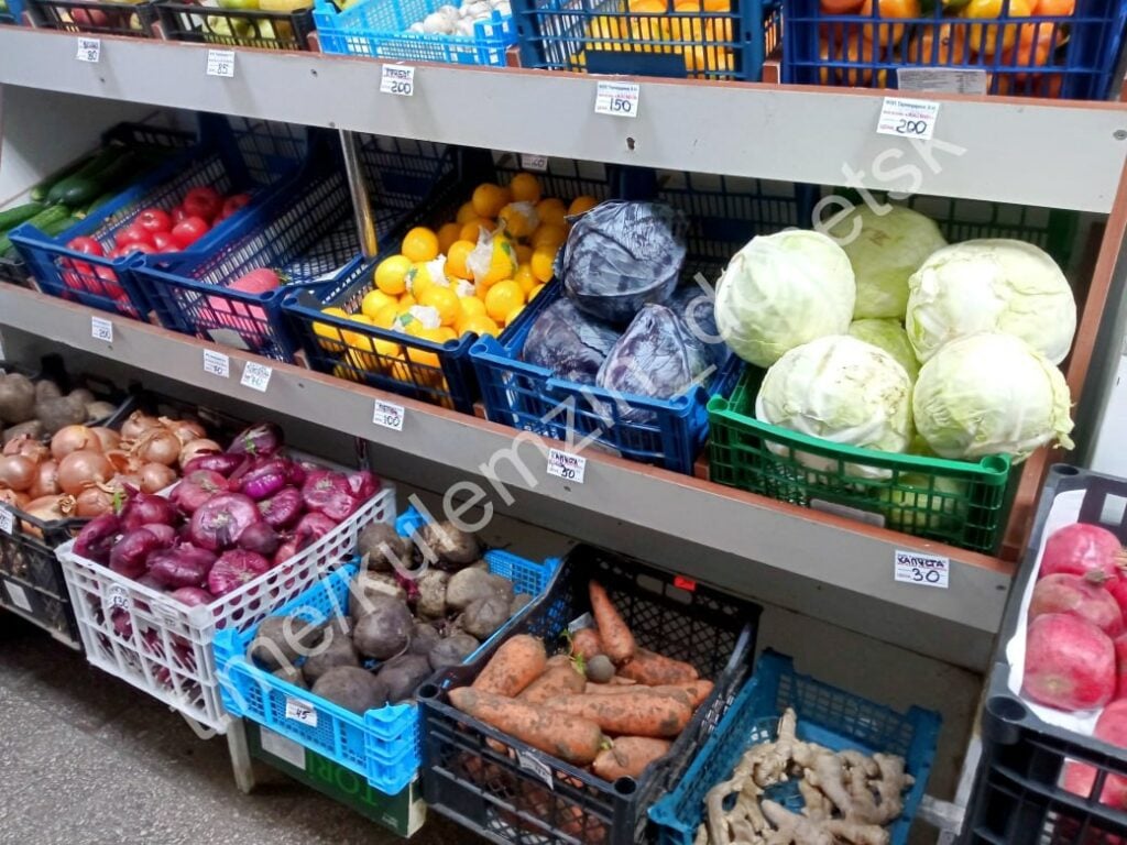 На окупованій Донеччині завищують ціни на харчові продукти (фото)