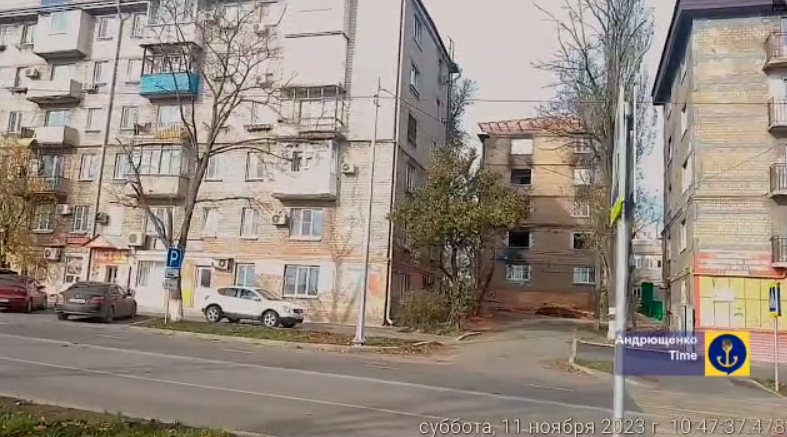 Зруйновані будинки та відсутність життя: міськрада показала Приморський район окупованого Маріуполя (відео)
