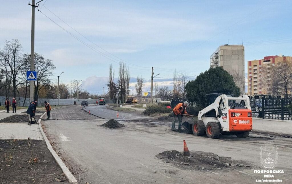 За рік вдалось виконати великий обсяг ремонту доріг у Покровську (фото)