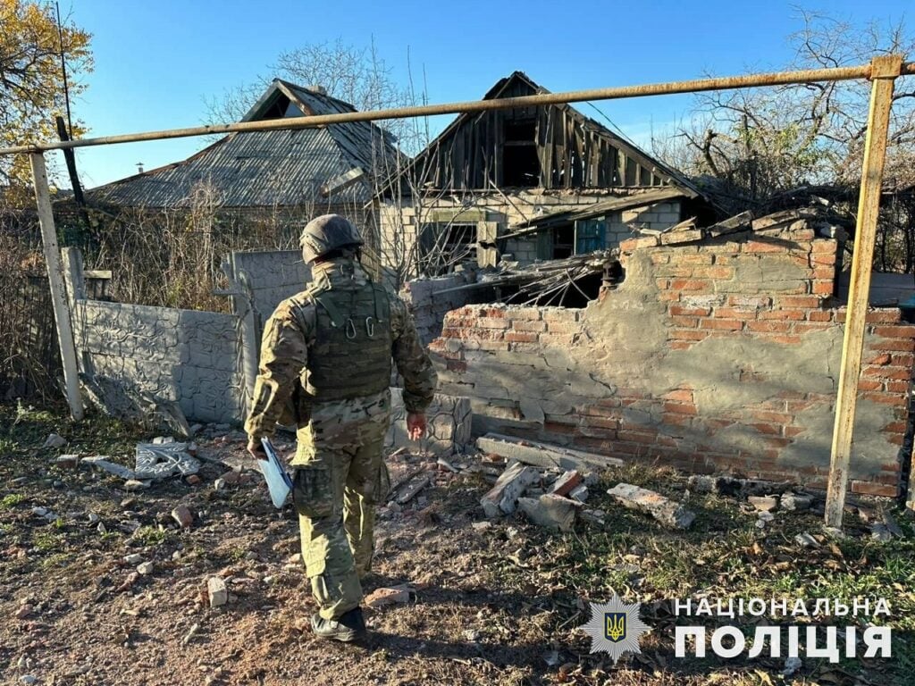 На Донеччині росіяни зруйнували 29 житлових будинків за добу, — поліція