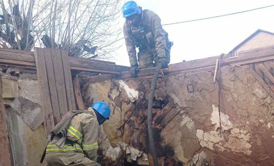 У Торецьку рятувальники ліквідували пожежу приватного будинку