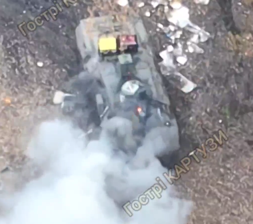 Украинское подразделение на Лиманско-Купянском направлении сожгло БТР-82 оккупационной армии