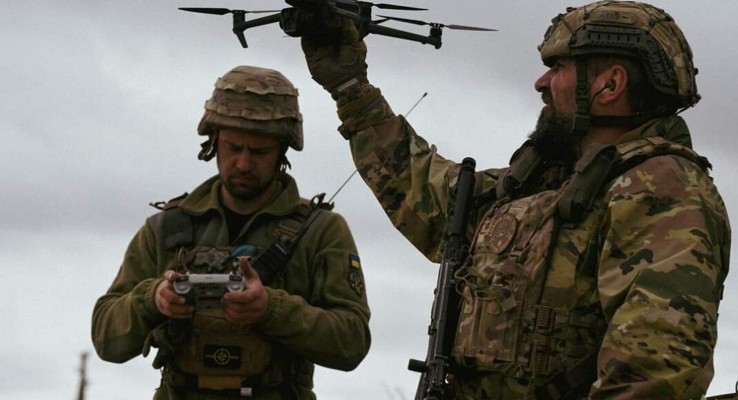 ЗСУ активно використовують біля Бахмута дрони, які допомагають стримувати росіян, – військовий