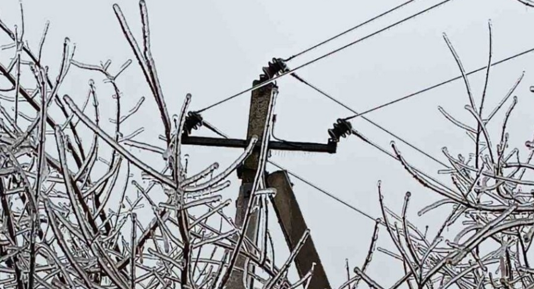 У Покровську через погодні умови відбулися масові аварійні відключення
