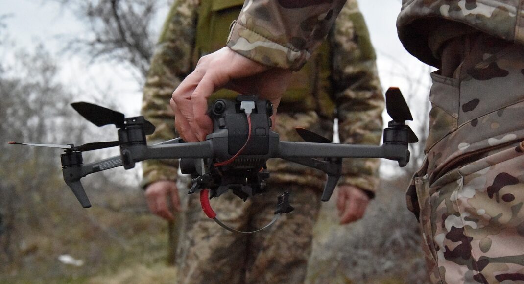 На Куп’янському напрямку українські воїни знищили ворожий бліндаж з особовим складом окупантів (відео)