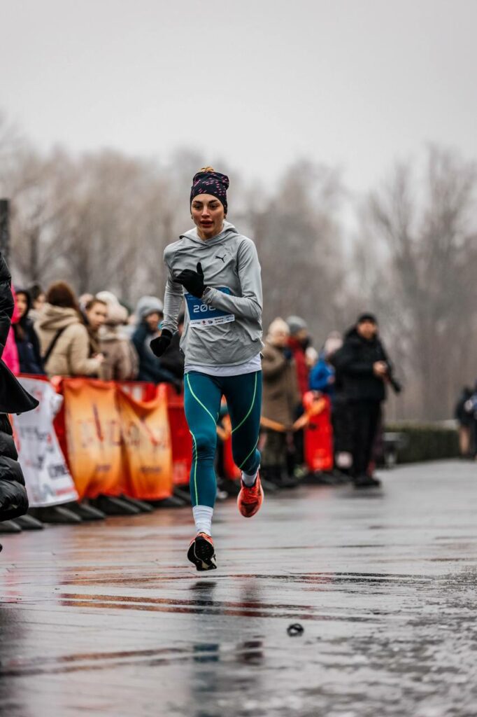 Маріупольчанка перемогла у благодійному забігу у Дніпрі