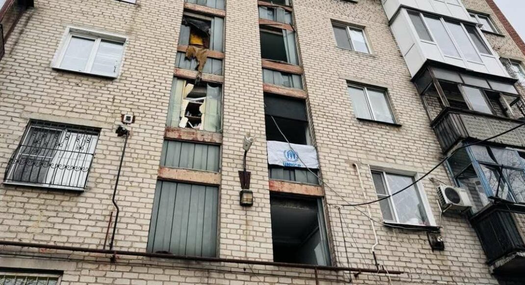 В Покровске под обстрел врага попали 2 волонтера и фотограф
