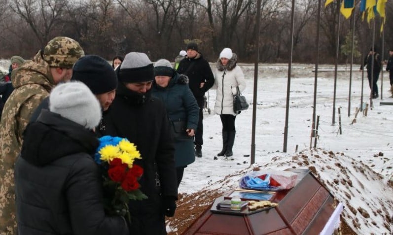 У Мирнограді попрощались із захисником України Владиславом Мельником