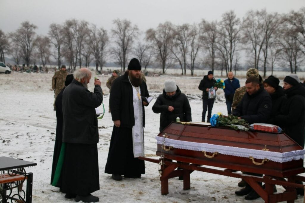 У Мирнограді попрощались із захисником України Владиславом Мельником