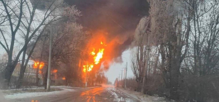 В оккупированной Макеевке раздавались взрывы: предварительно попадание по нефтебазе