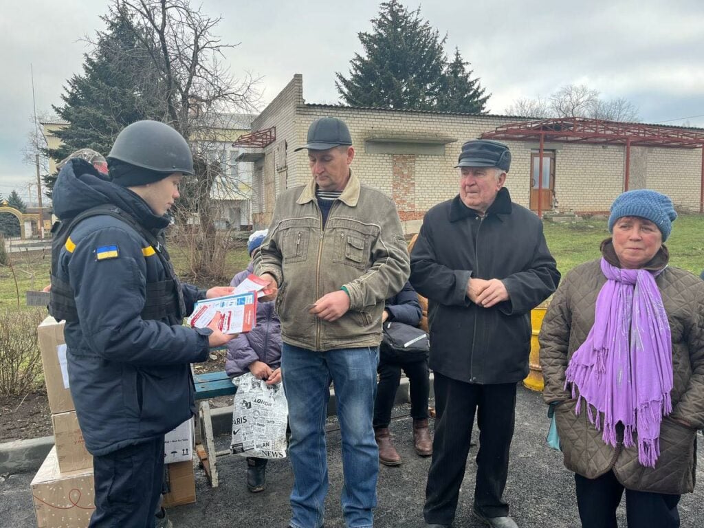 мобільний клас з мінної безпеки на Донеччині