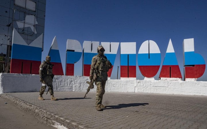 Российские войска строят новые укрепления вдоль трассы Мариуполь - Донецк, — Андрющенко