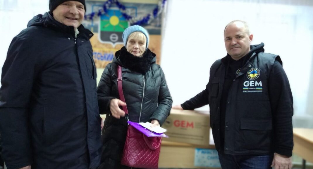 Гуманитарные хабы продолжают поддерживать жителей Донецкой области