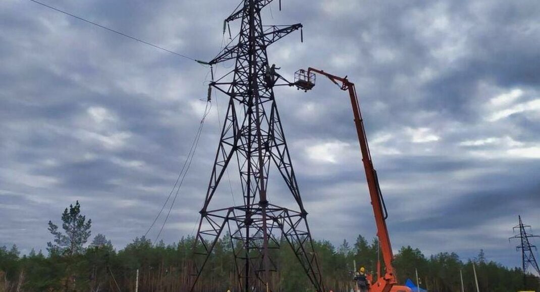 Из-за боевых действий в Донецкой области были обесточены 2 шахты и повреждено оборудование ТЭС
