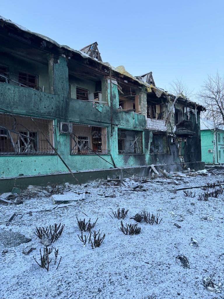 Ворог обстрілював промислову зону і житлові райони Курахового на Донеччині (фото)