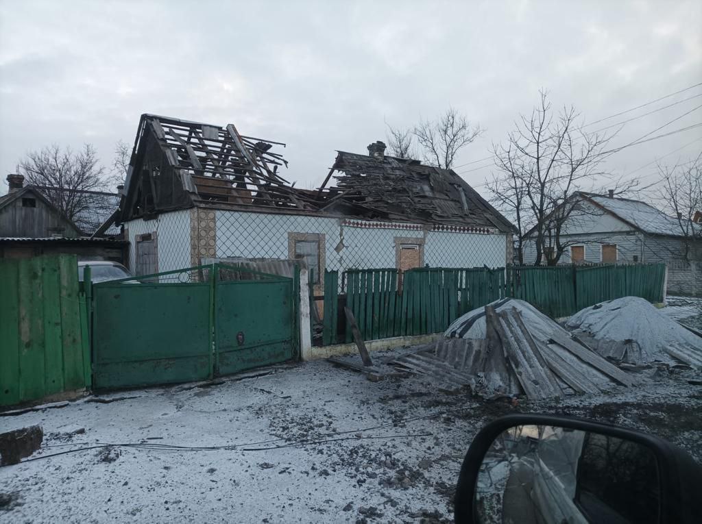 Внаслідок ворожого обстрілу Курахового 1 людина загинула і 1 — поранено