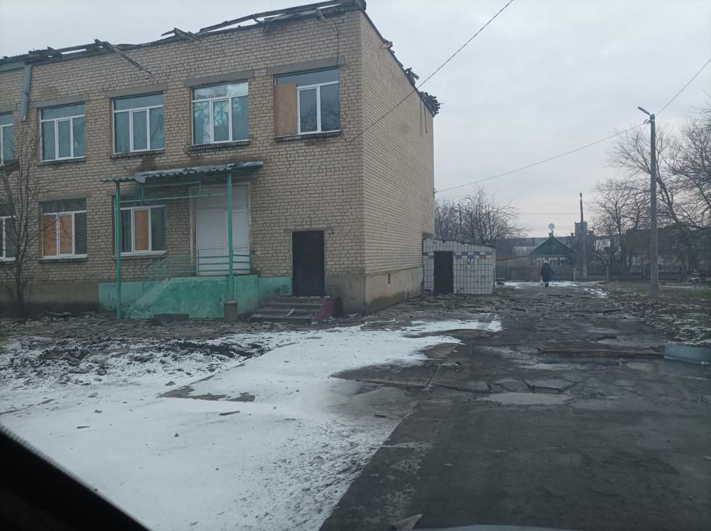 Внаслідок ворожого обстрілу Курахового 1 людина загинула і 1 — поранено