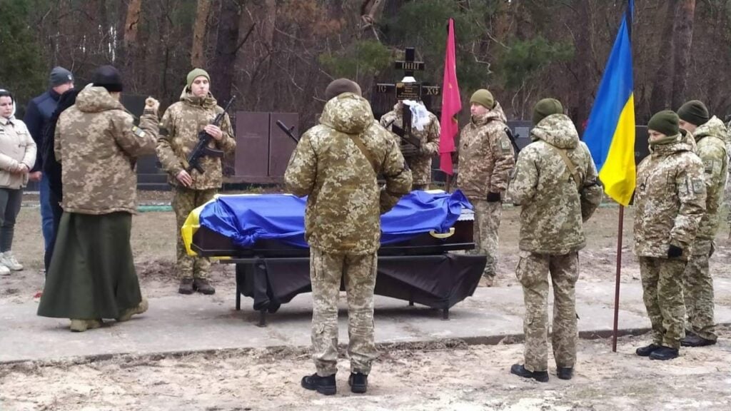 У Києві попрощались з загиблим захисником Луганщини (фото)