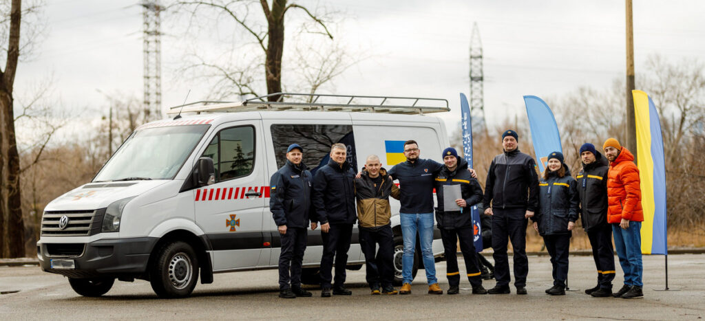 Рятувальники Покровська отримали мікроавтобус від благодійників