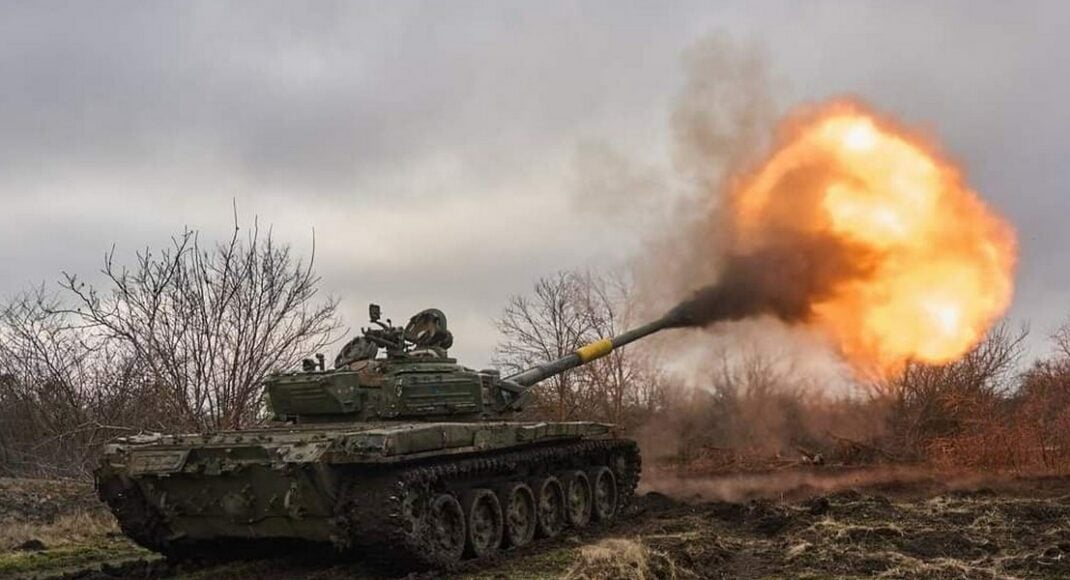 Пять танков и пять средств РЭБ потеряли россияне на Лимано-Купянском направлении
