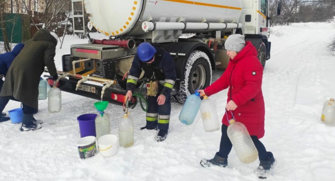 Пять громад в Донецкой области получили воду от ГСЧС