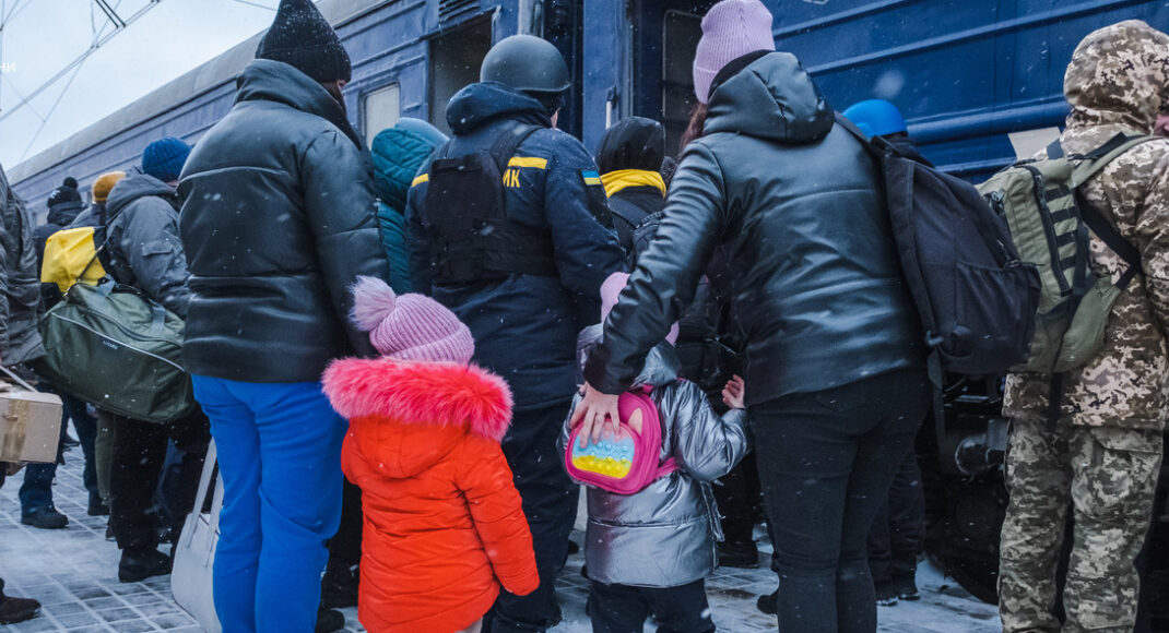Из Донецкой области эвакуировали еще 6 детей