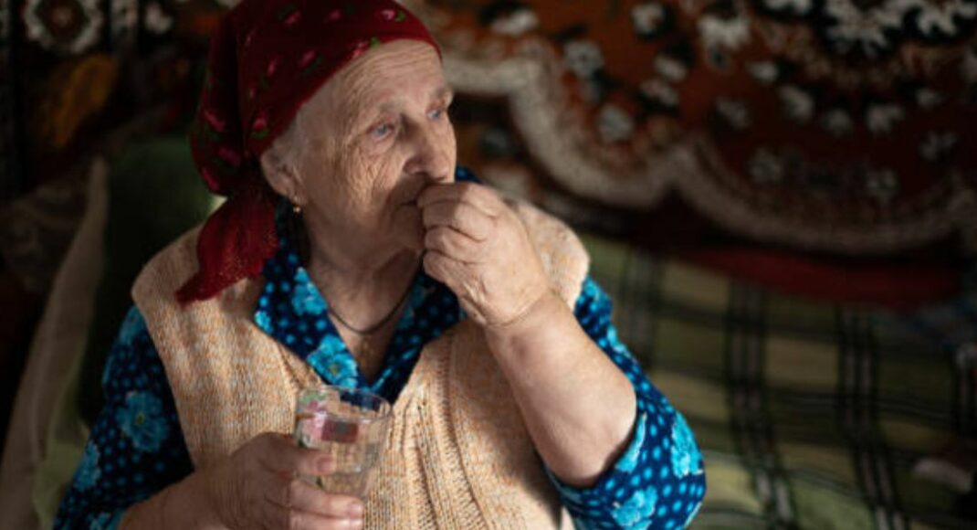 В хабе Кременской общины в Днепре переселенцев из Луганщины каждый понедельник ждут пенсионщики, — Лысогор