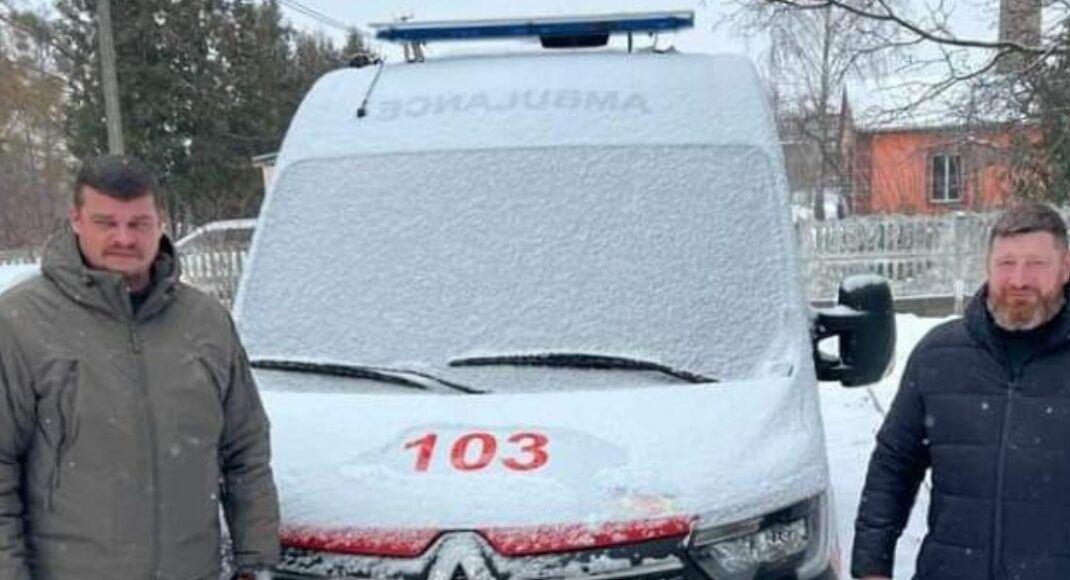 Эвакуированный из Кременной Луганский облонкодиспансер получил автомобиль "скорой помощи"
