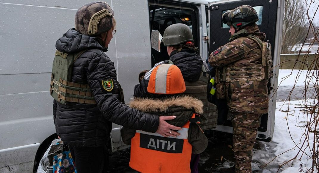 В Донецкой области остается более 504 тысяч человек, продолжается эвакуация семей с детьми