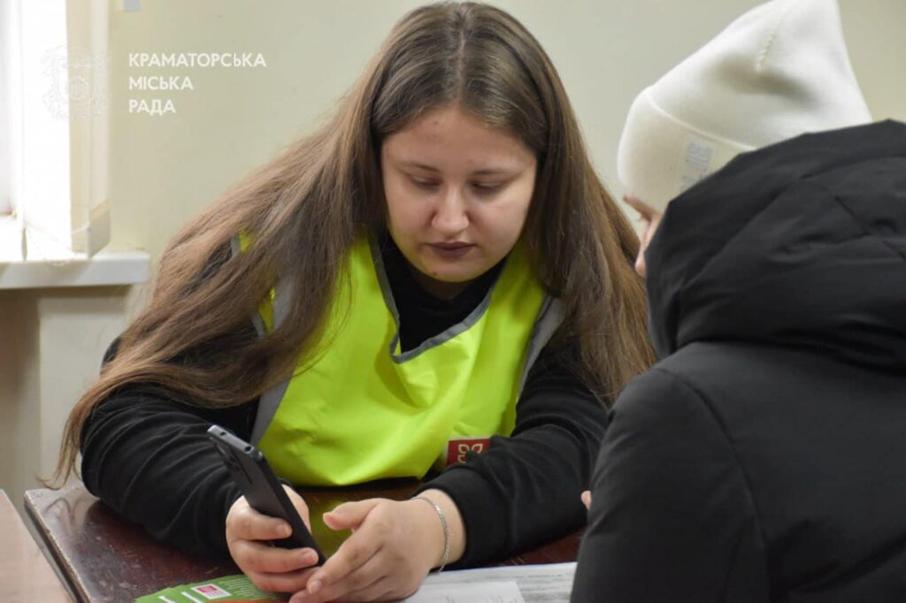 Жителі Краматорська отримали фінансову гуманітарну допомогу