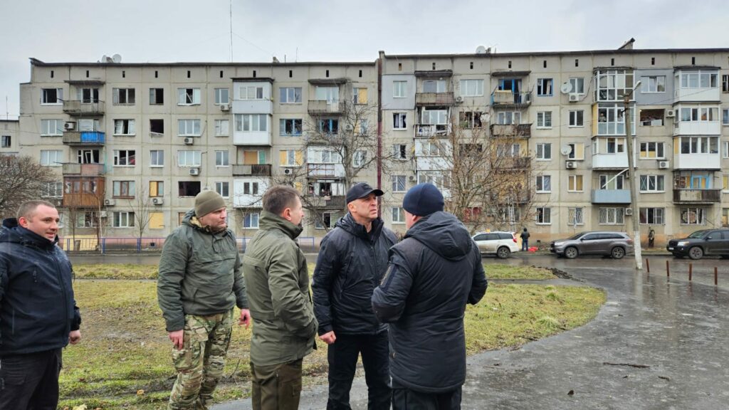 Філашкін розповів про стан поранених і показав наслідки після ворожого обстрілу Селидового (фото)