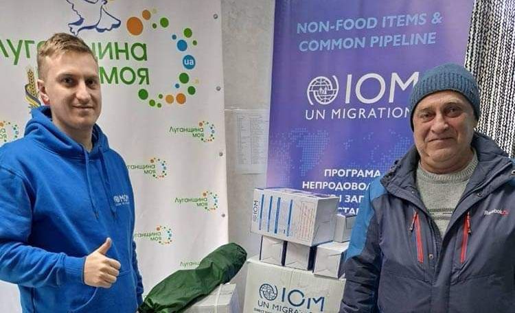 Переселенцы с Луганщины в Тернополе получили помощь от МОМ