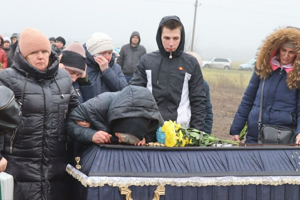У Селидовому попрощалися з загиблим захисником України (фото)