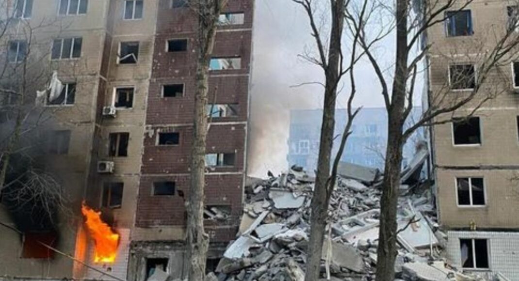 Россия разрушила и повредила в Украине более 250 тысяч домов, — Шмыгаль