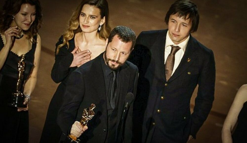 Момент вручения Оскара фильму "20 дней в Мариуполе" могут вернуть в сокращенную версию церемонии