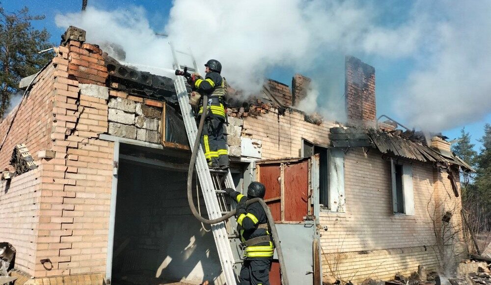 За сутки спасатели ликвидировали 17 пожаров в Донецкой области