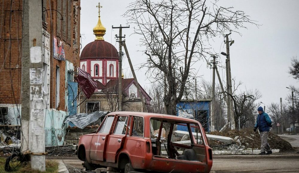 Россияне ударили по центру Дробышево на Лиманщине в момент прибытия большого гуманитарного груза