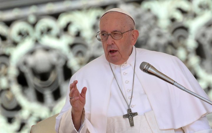 Папа Римський на Великдень закликав до обміну полоненими "всіх на всіх" між рф та Україною