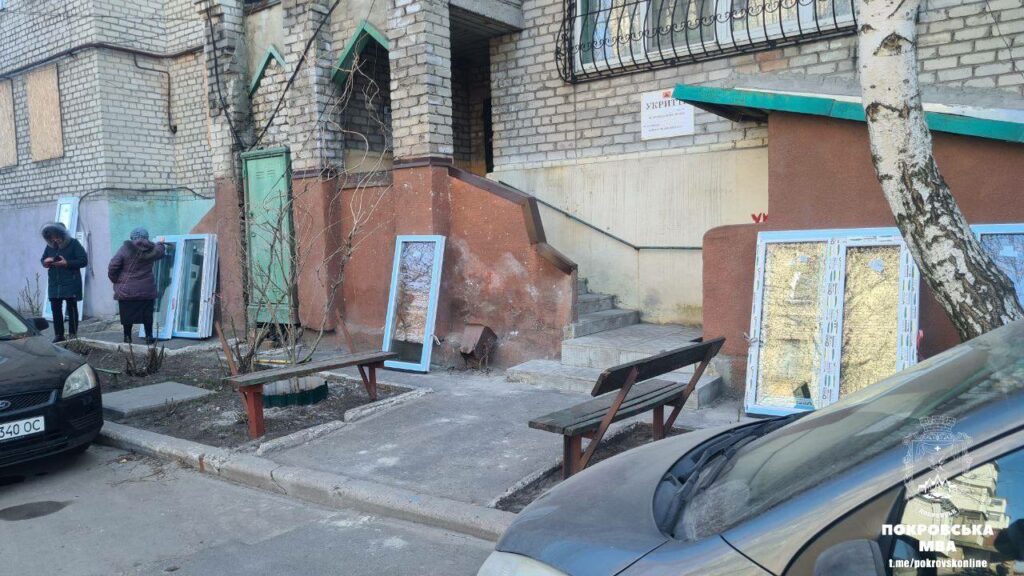 Від GEM у Покровськ надійшла нова партія вікон для постраждалих домогосподарств (фото)