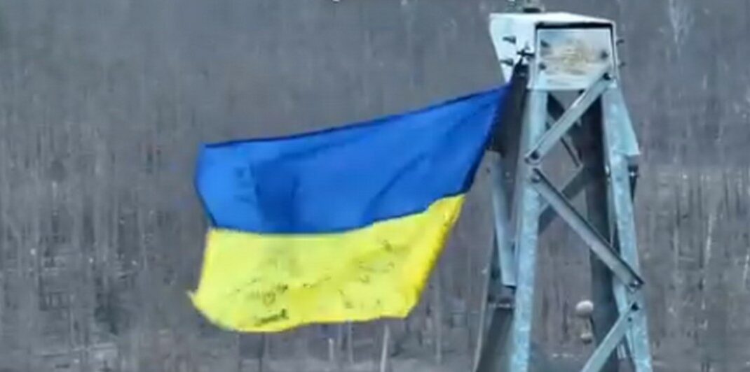 На Лиманском направлении нацгвардейцы установили флаг Украины в тылу российских оккупантов (видео)