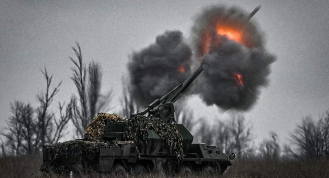 Ворог наступає на Лиманському та Авдіївському напрямках, ЗСУ тримають оборону, — Генштаб